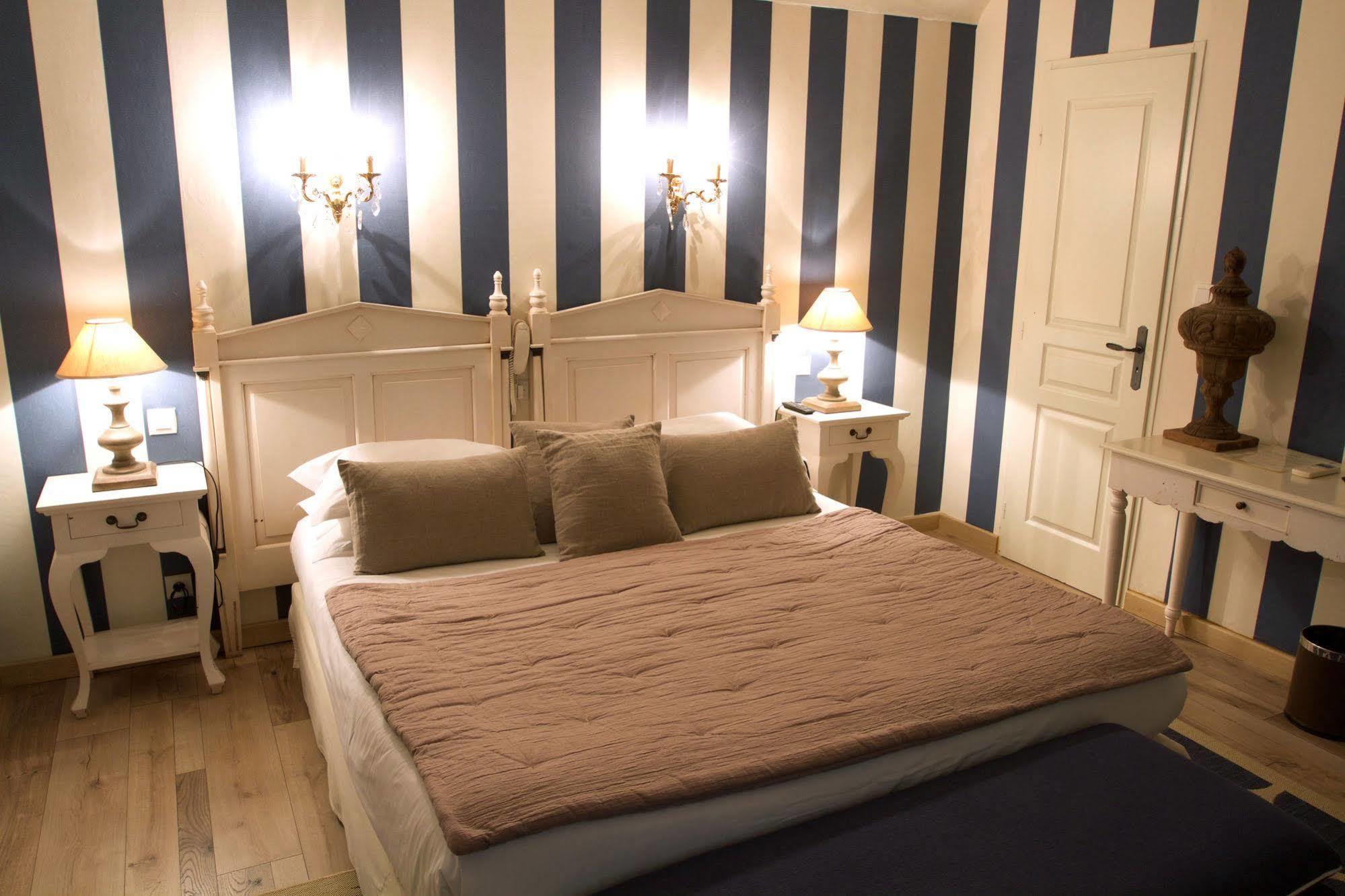 Hotel Gounod Saint-Remy-de-Provence Bagian luar foto